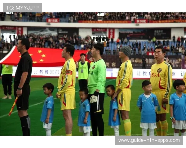 联赛球迷会联合举办慈善拍卖 支持公益项目，足球明星慈善赛