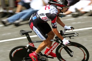 华体会真人-公牛队奋勇前行，争取季后赛位置，公牛队新赛季